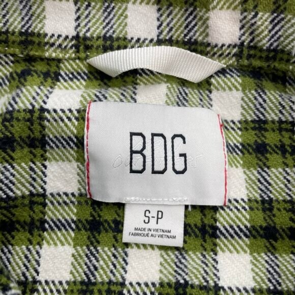 BDG Urban Outfitters Claire Cropped Flannel Shirt Jacket In Green Multi Sz Small - Picture 4 of 8